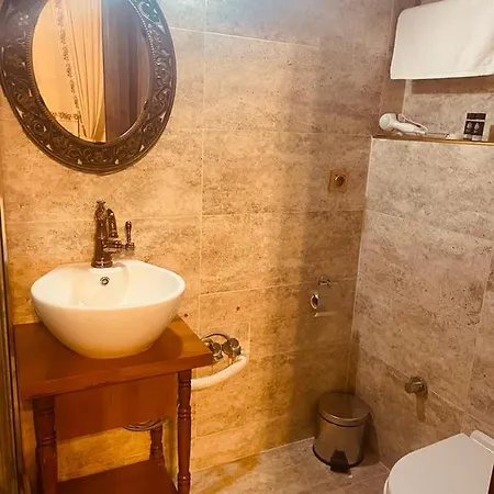 Tarihi Kucukaga Konagi Hotel *