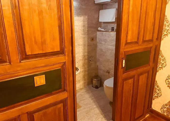 Tarihi Kucukaga Konagi * Aksehir