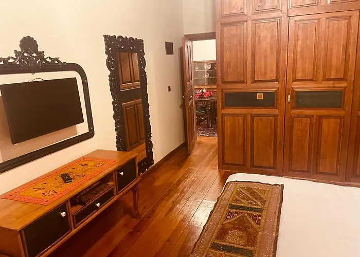 Tarihi Kucukaga Konagi Hotel *